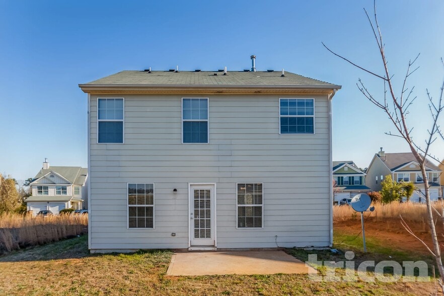 Building Photo - 2435 Cornell Cir