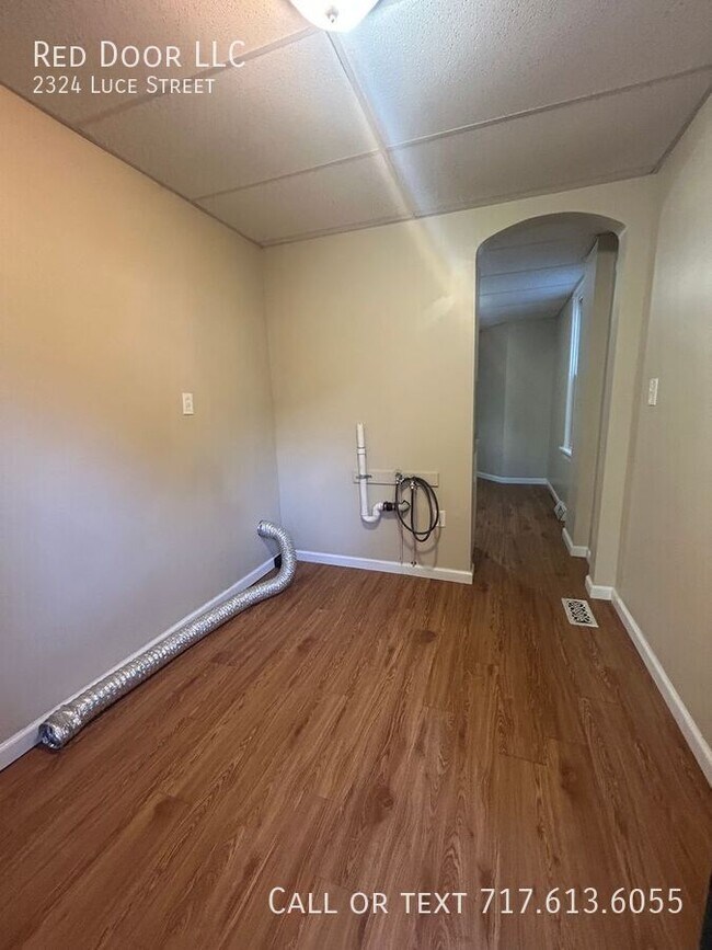 Building Photo - 2324 Luce St