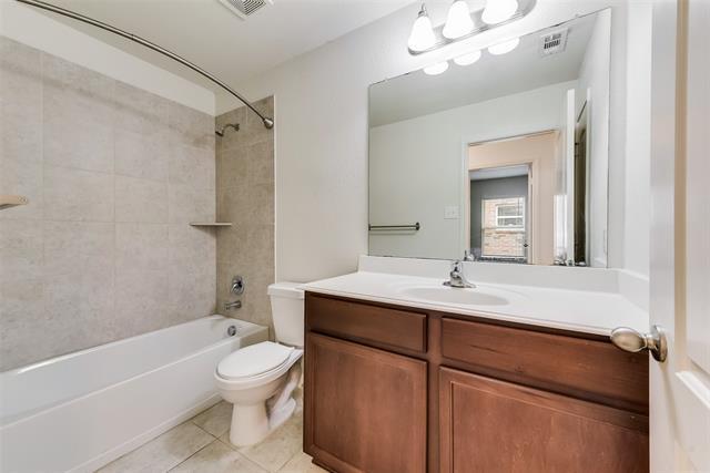 Building Photo - 2133 Sable Wood Dr