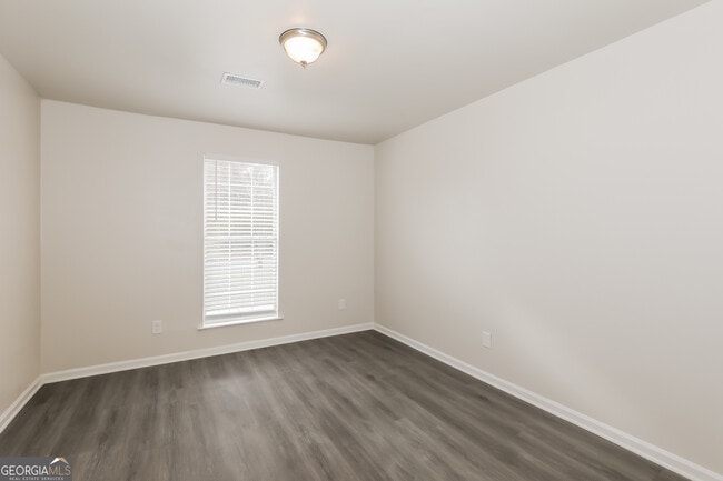 Building Photo - 7434 Chad's Cir