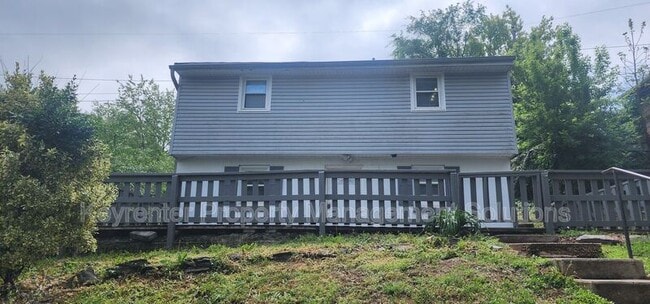 Building Photo - 813 Highland Ave