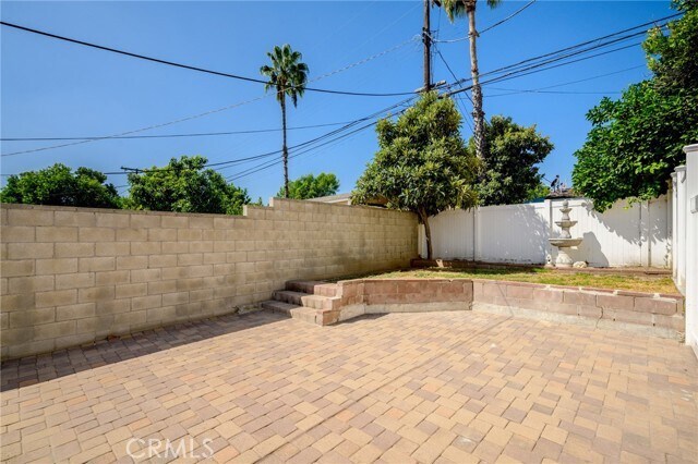 Building Photo - 11243 Paso Robles Ave