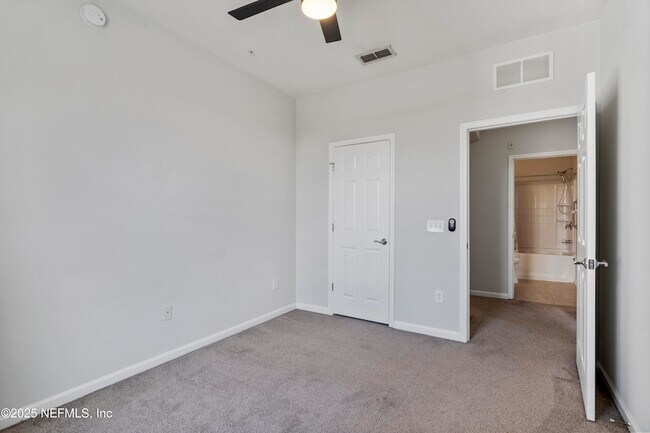 Building Photo - 11251 Campfield Dr