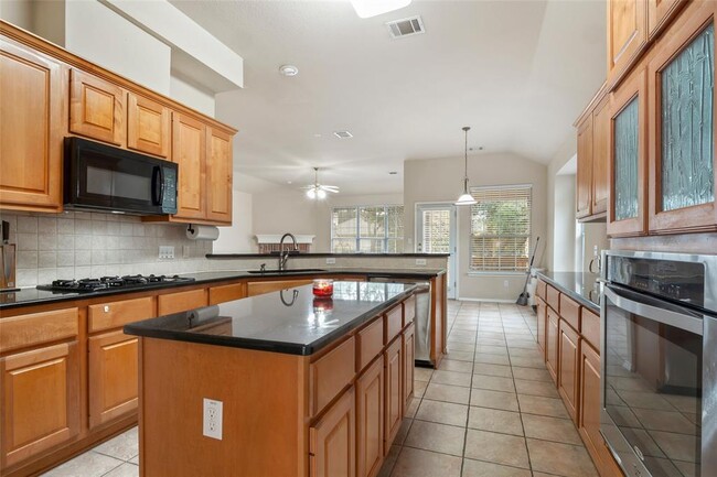 Building Photo - 207 Chesapeake Bay Ln S