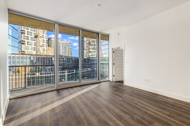 Building Photo - 1080 Peachtree St NE