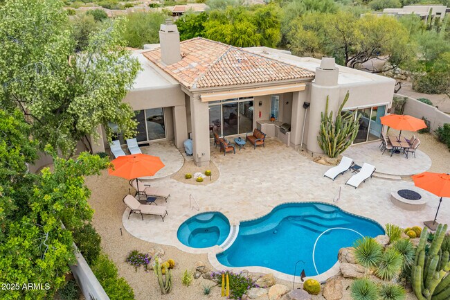 Building Photo - 7485 E Tumbleweed Dr