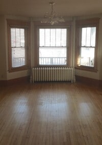 Building Photo - 305-307 Duplex