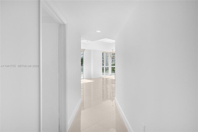 Building Photo - 55 SE 6th St