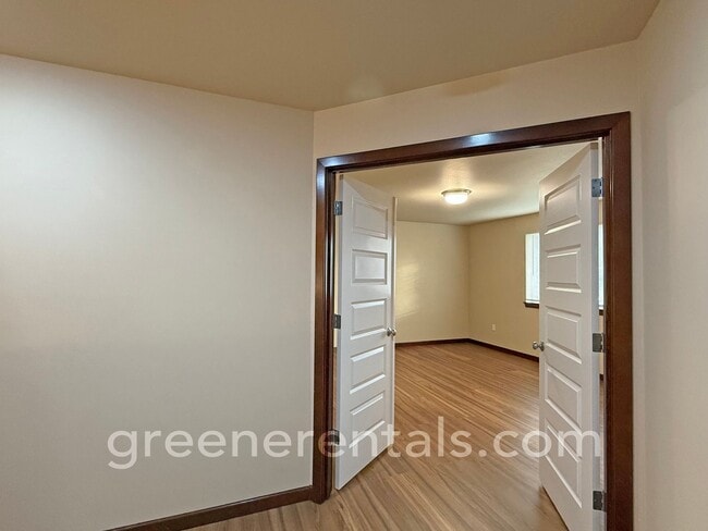 Building Photo - 4BR 2.5BA Home on Tumwater Hill