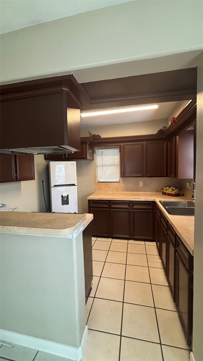 Building Photo - 2340 Cumberland St