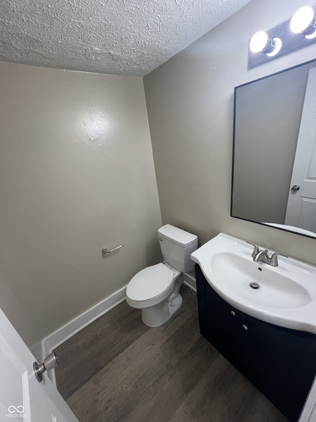 Building Photo - 3236 Graceland Ave