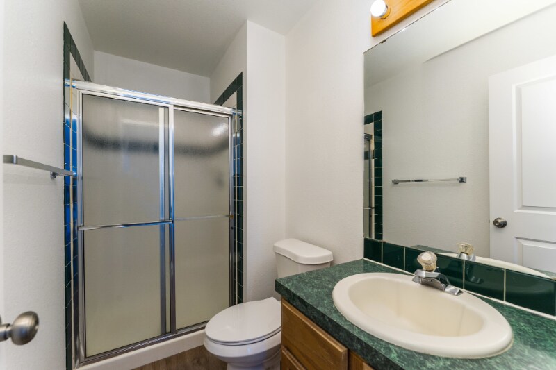 Building Photo - 4400 Sunridge Dr