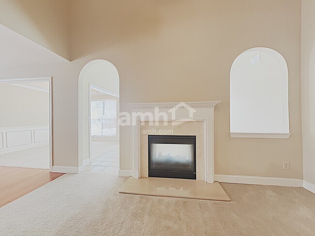Building Photo - 2116 Benchmark Dr SW