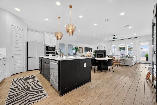 Building Photo - 19302 Seabiscuit Stable Trl