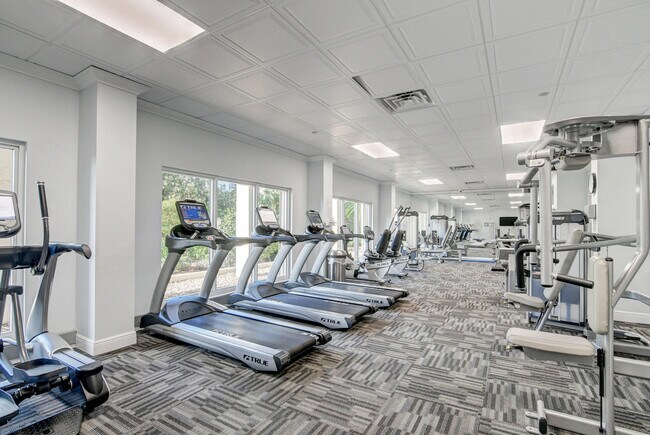 Building Photo - 4301 N Ocean Blvd