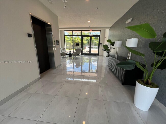 Building Photo - 8001 NW 41st St