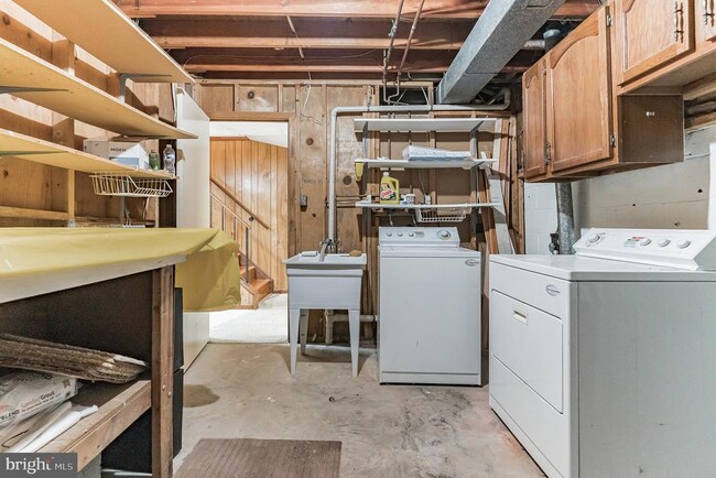 Building Photo - 7422 Adams Park Ct
