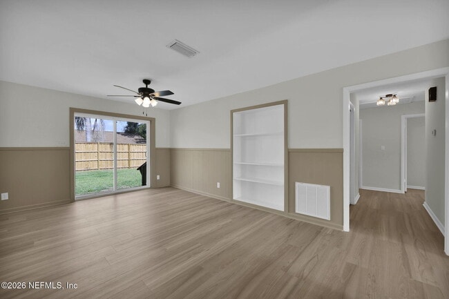 Building Photo - 8544 Sanchez Rd