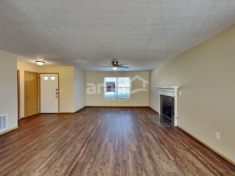 Building Photo - 6019 Haydens Crossing Blvd