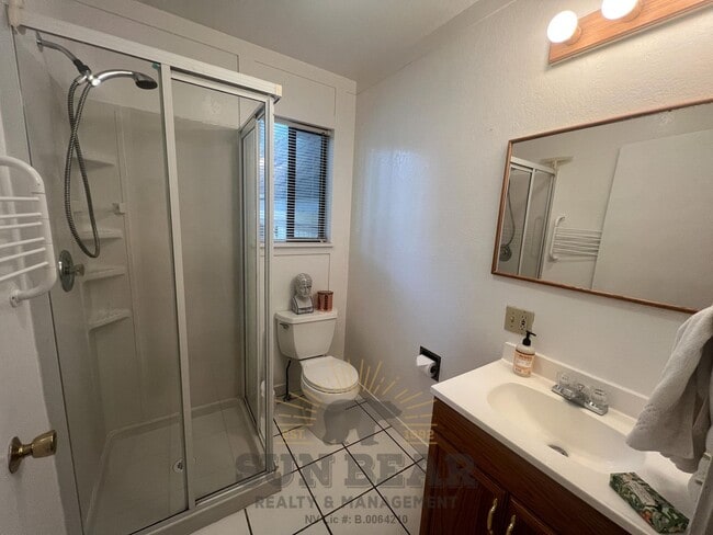 Building Photo - 2 Bedroom in Brookstone - Great Lower Elev...