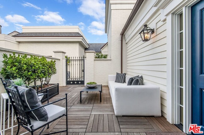 Building Photo - 15225 Palisades Village Ln