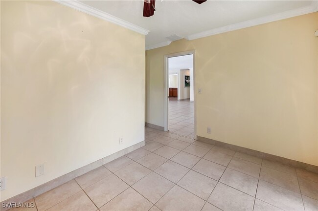 Building Photo - 639 Pompano Dr