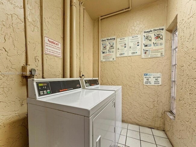 Building Photo - 10641 SW 108th Ave