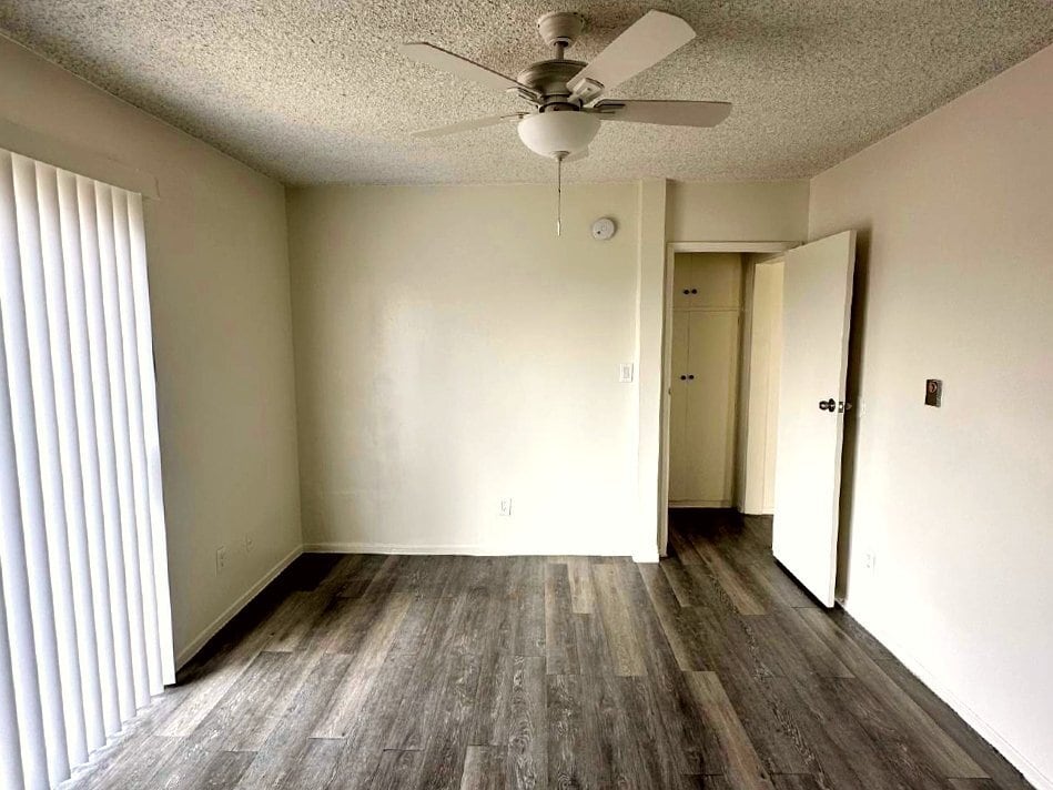 Building Photo - 915 N Wilton Pl