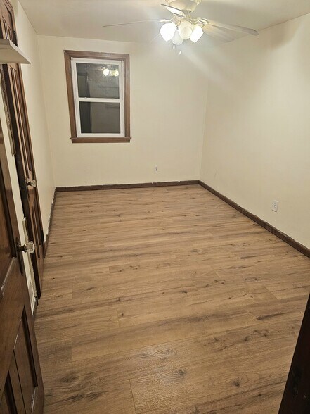 Primary Photo - 21 Wisner Ave