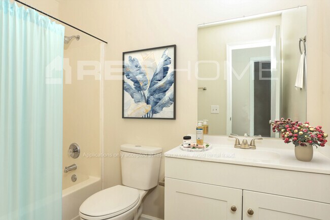 Building Photo - 131 Juniper Dr