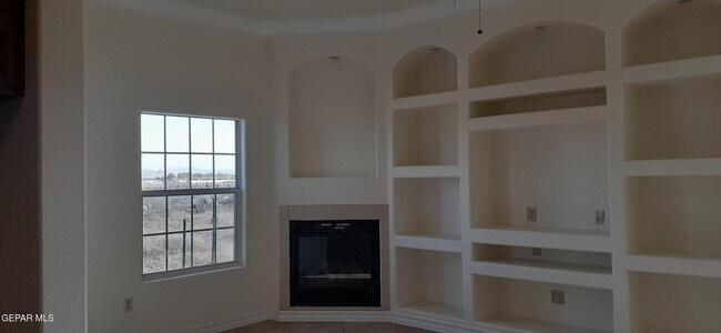 Building Photo - 5466 Buffalo Creek Dr