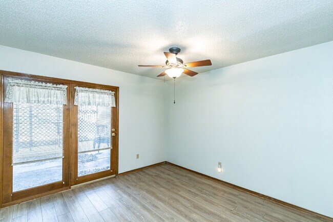 Building Photo - *Two Story Beauty in Preston Smith*