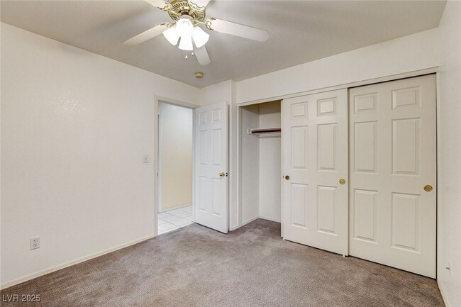 Building Photo - 114 E Tamarack Dr