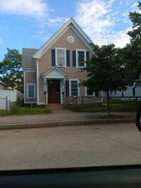 Building Photo - 375 Central St