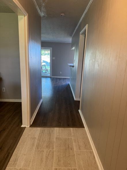 Building Photo - 2714 5th Ave N