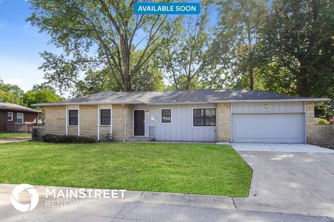 Primary Photo - 1013 Miss Belle St
