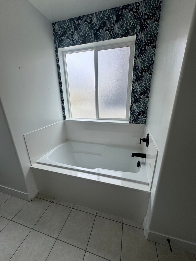 Building Photo - Beautiful Saratoga Springs home for rent!