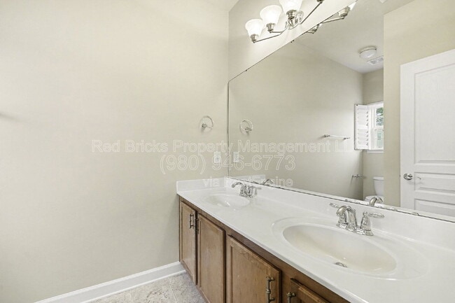 Building Photo - 13844 Cypress Woods Dr