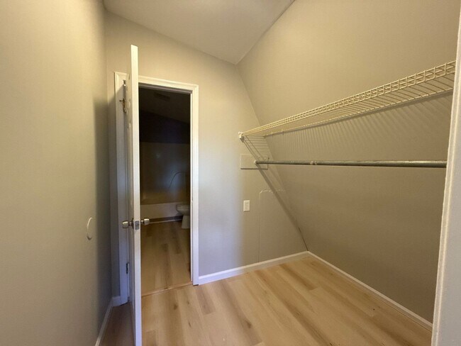 Building Photo - 12102 Belair Rd