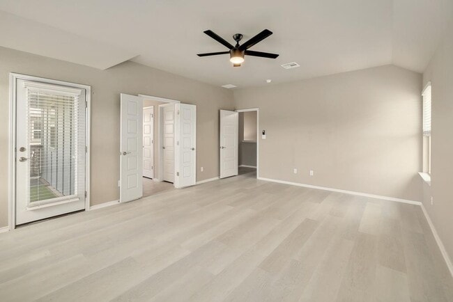 Building Photo - 3651 Sandy Brook Dr