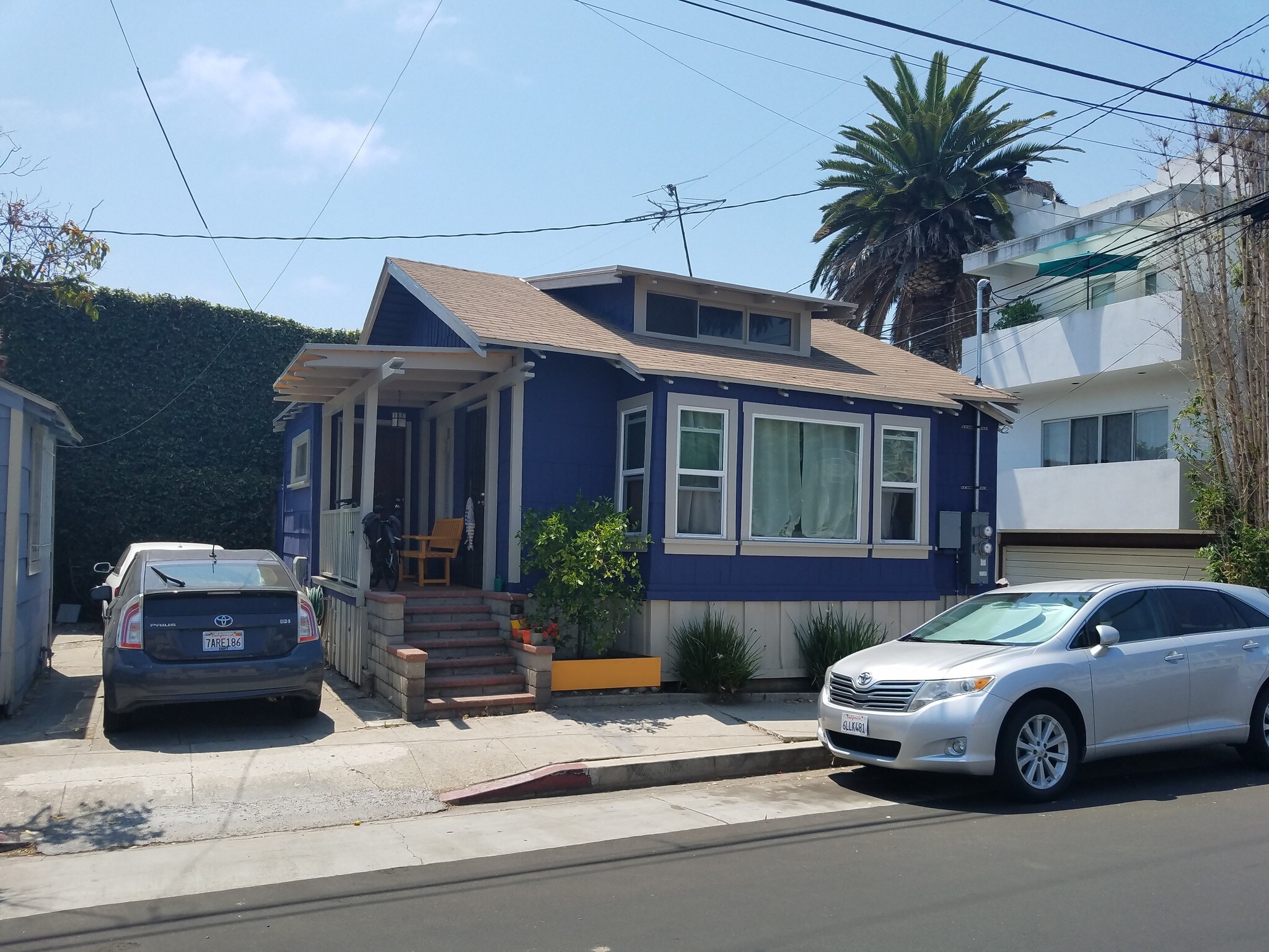 Building Photo - 257 Windward Ave