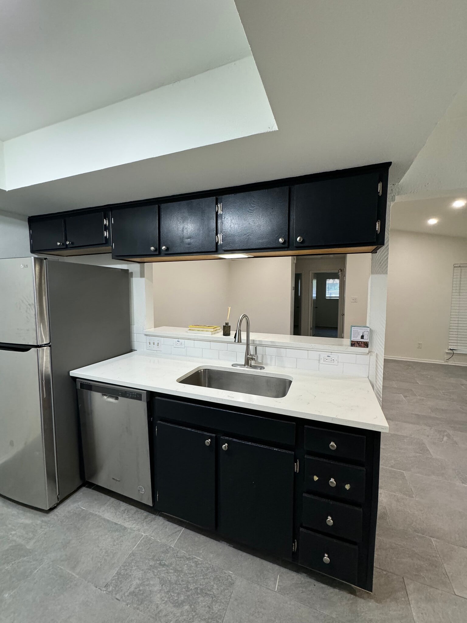 Building Photo - 1220 Tartan Ln