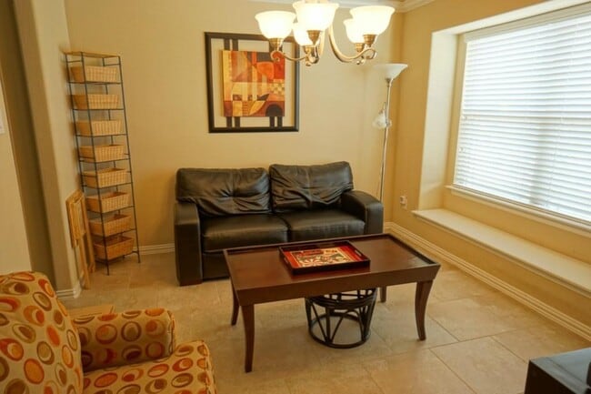 Building Photo - 2908 Edwards Plateau Dr