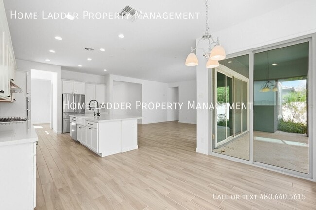 Building Photo - 4203 S Apollo