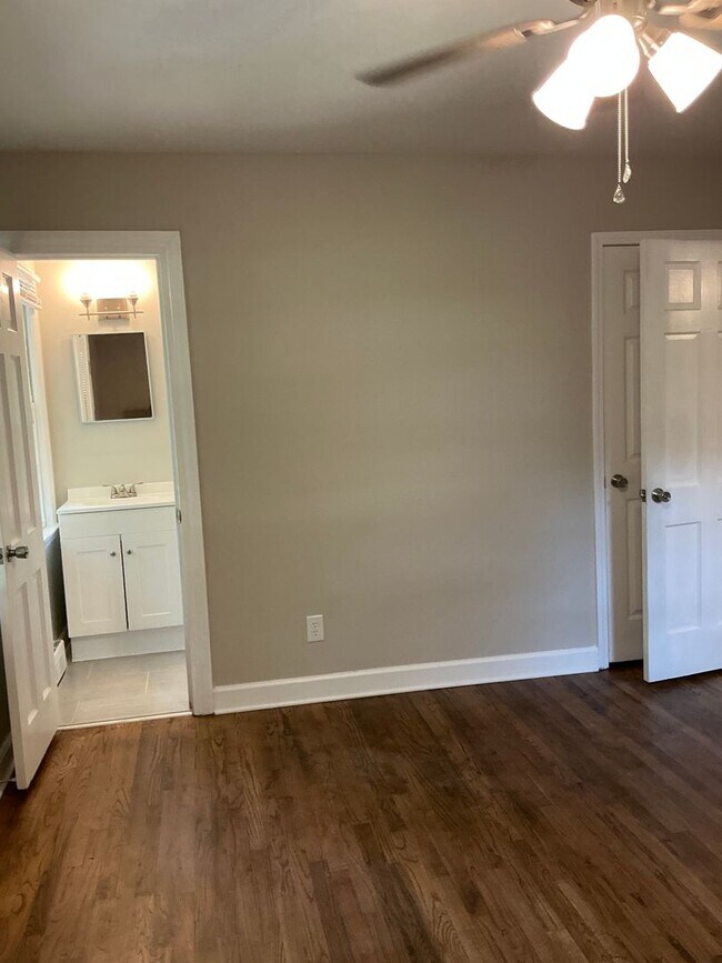Building Photo - Now Available! Newly Renovated 3 BR/2 BA i...