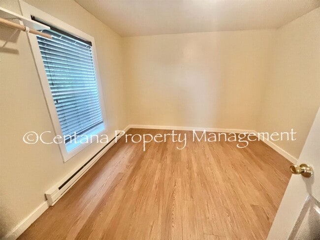 Building Photo - 1030 Antimony St