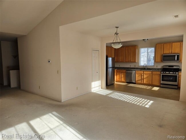 Building Photo - 1079 Alameda Blvd