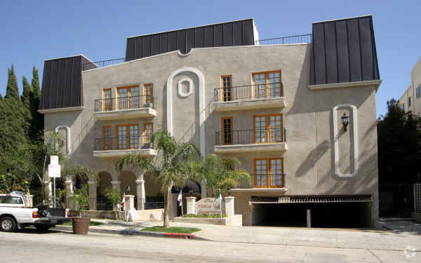 Building Photo - The Villas On Sycamore