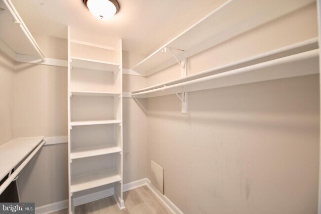 Building Photo - 6908 Sandra Marie Cir
