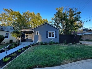 Building Photo - 1909 39th St